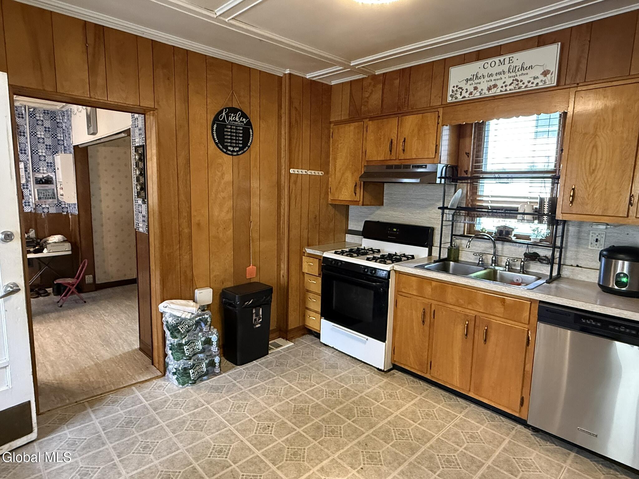 12 Pacific Street Granville NY 12832