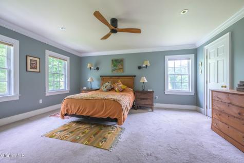 19 Presidential Drive Kinderhook NY 12106