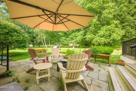 19 Presidential Drive Kinderhook NY 12106