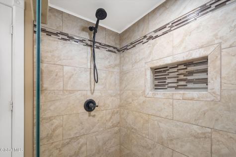 113 Chapel Place Amsterdam NY 12010