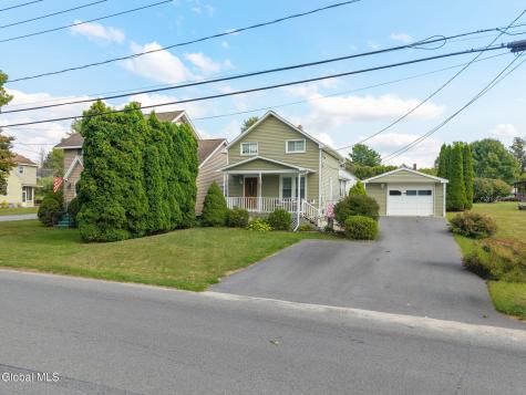 113 Chapel Place Amsterdam NY 12010