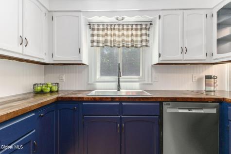 24 Conifer Drive Burnt Hills NY 12027