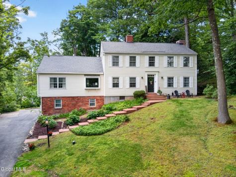 1376 Ruffner Court Niskayuna NY 12309