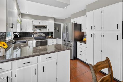 1376 Ruffner Court Niskayuna NY 12309
