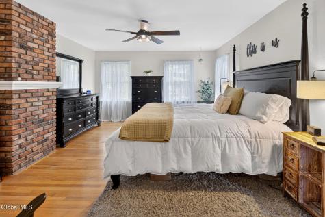 1376 Ruffner Court Niskayuna NY 12309
