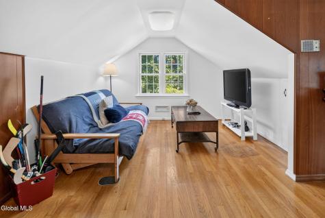 1376 Ruffner Court Niskayuna NY 12309