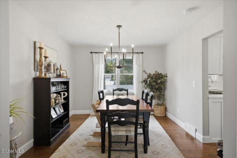 16 Oak Tree Circle Queensbury NY 12804