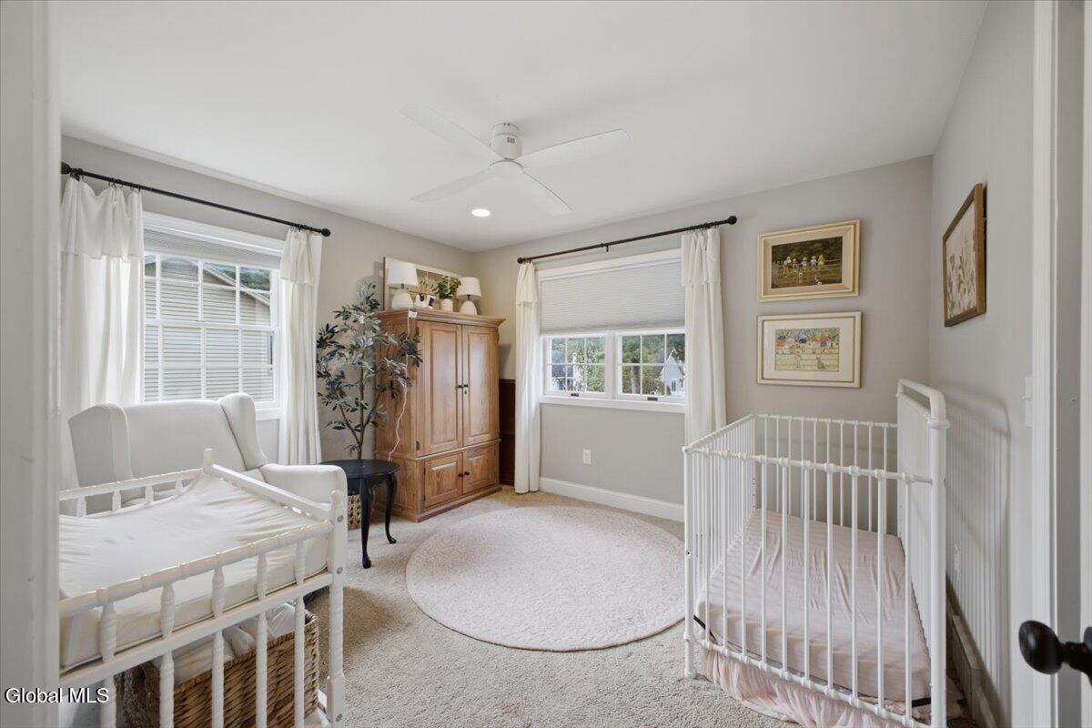 16 Oak Tree Circle Queensbury NY 12804
