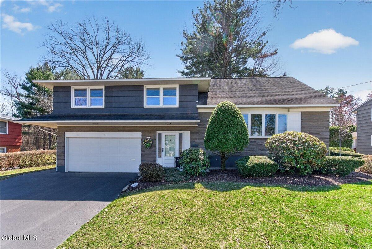 1081 Manas Drive Schenectady NY 12303
