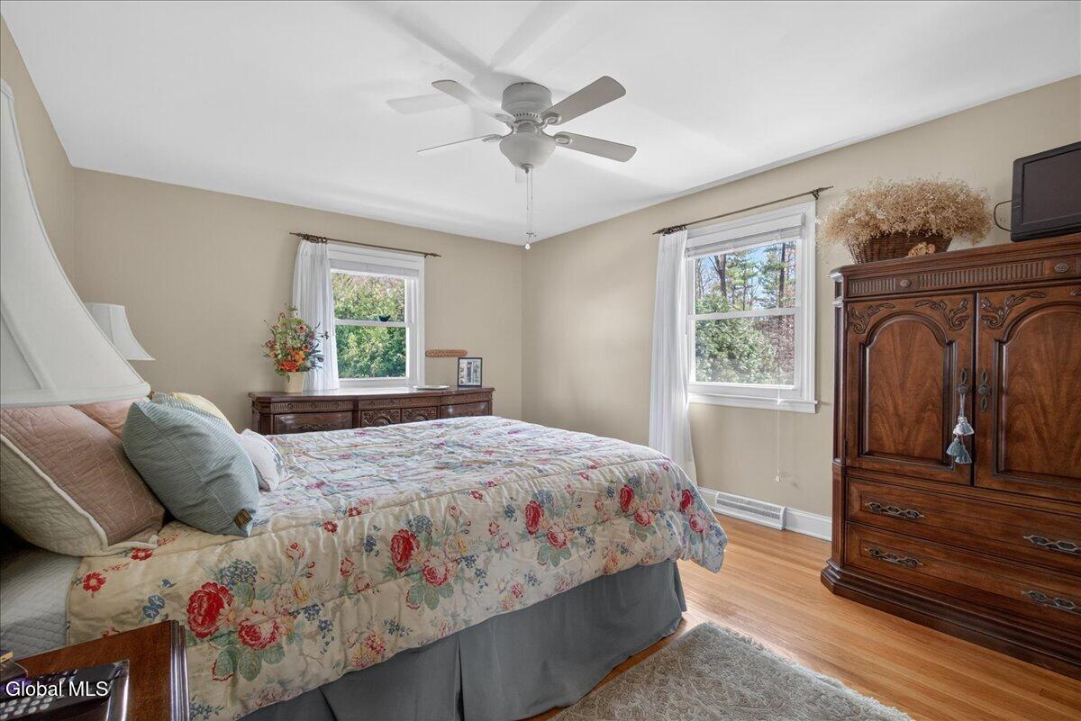 1081 Manas Drive Schenectady NY 12303
