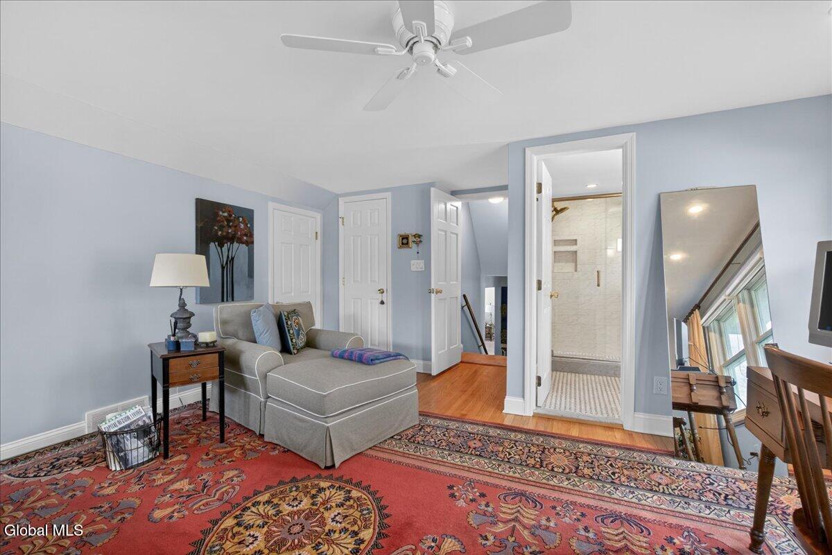 1081 Manas Drive Schenectady NY 12303