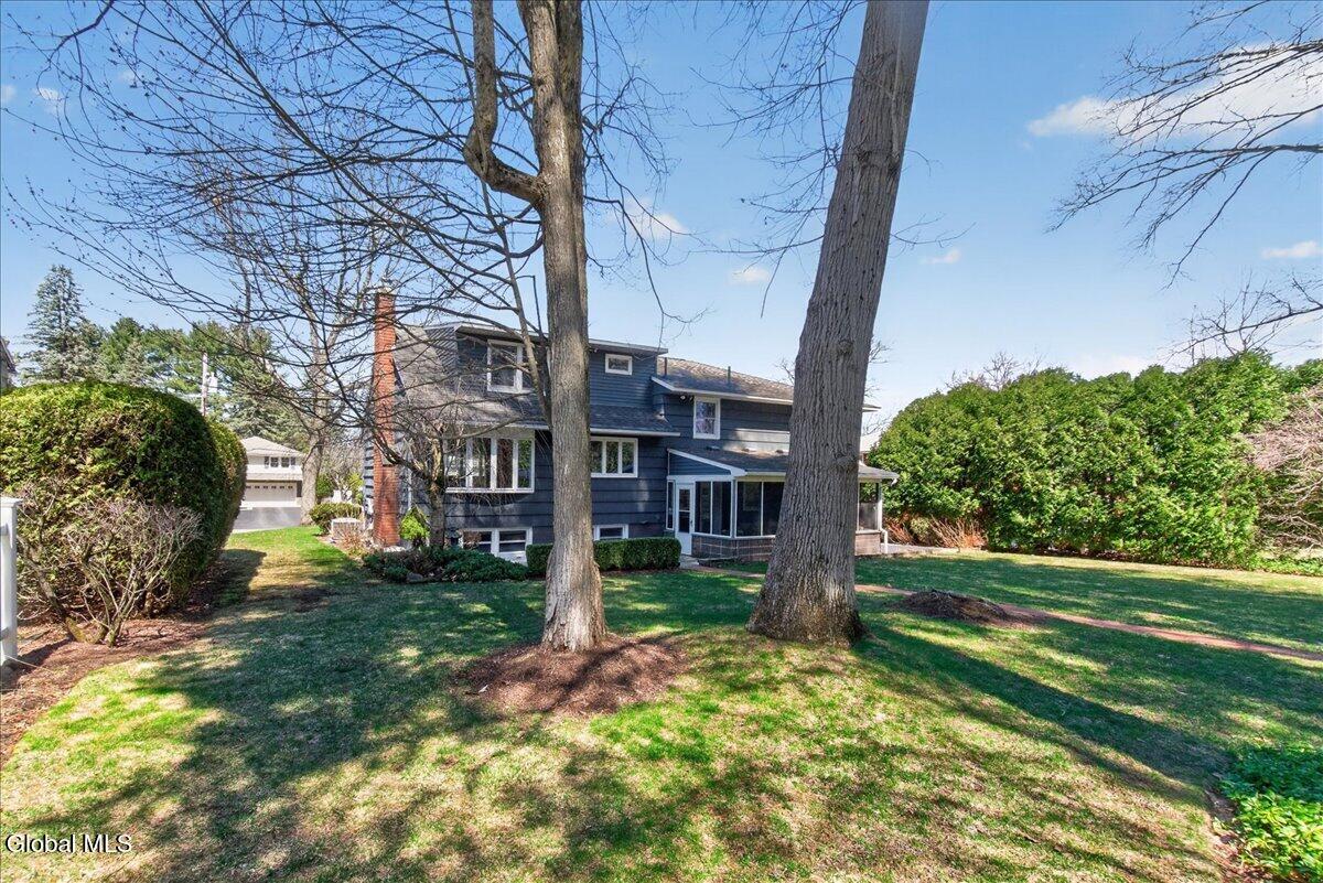 1081 Manas Drive Schenectady NY 12303