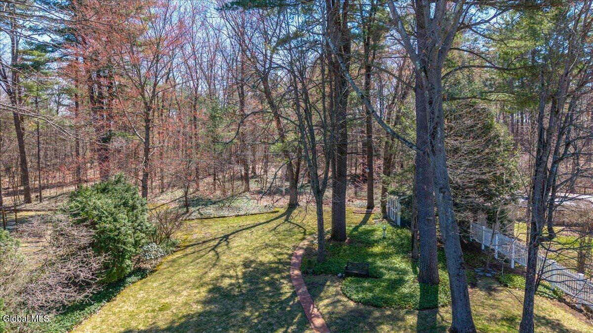 1081 Manas Drive Schenectady NY 12303