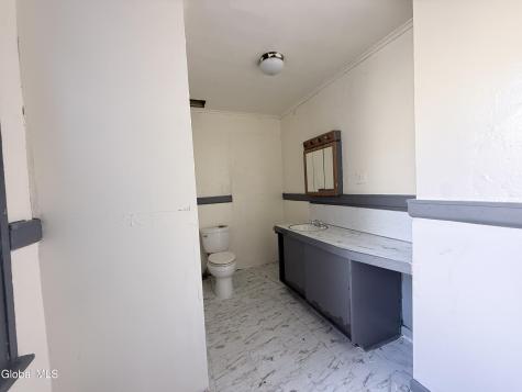 228 Kingsboro Avenue Gloversville NY 12078