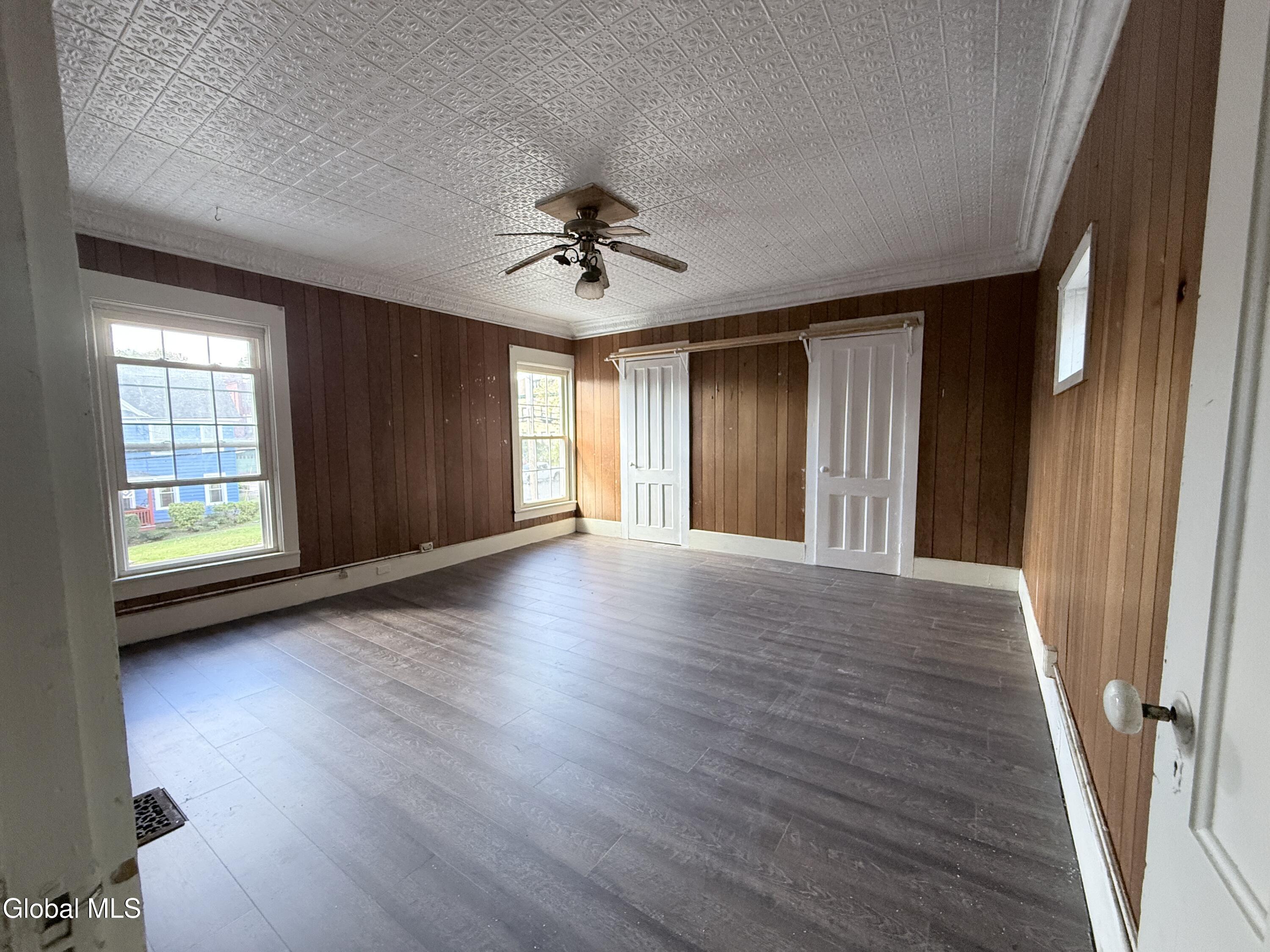 228 Kingsboro Avenue Gloversville NY 12078