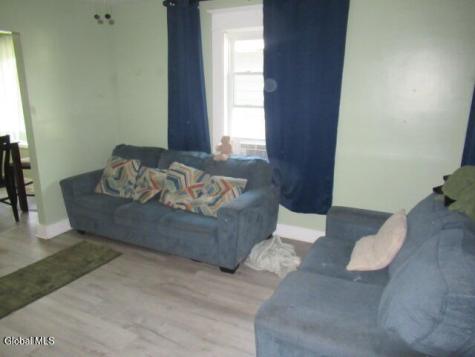 1536 State Street Schenectady NY 12304
