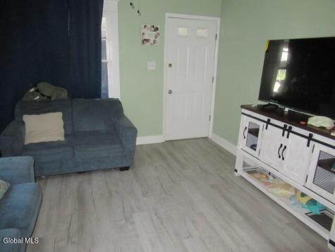 1536 State Street Schenectady NY 12304