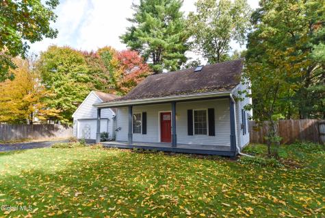30 Buff Road Saratoga Springs NY 12866