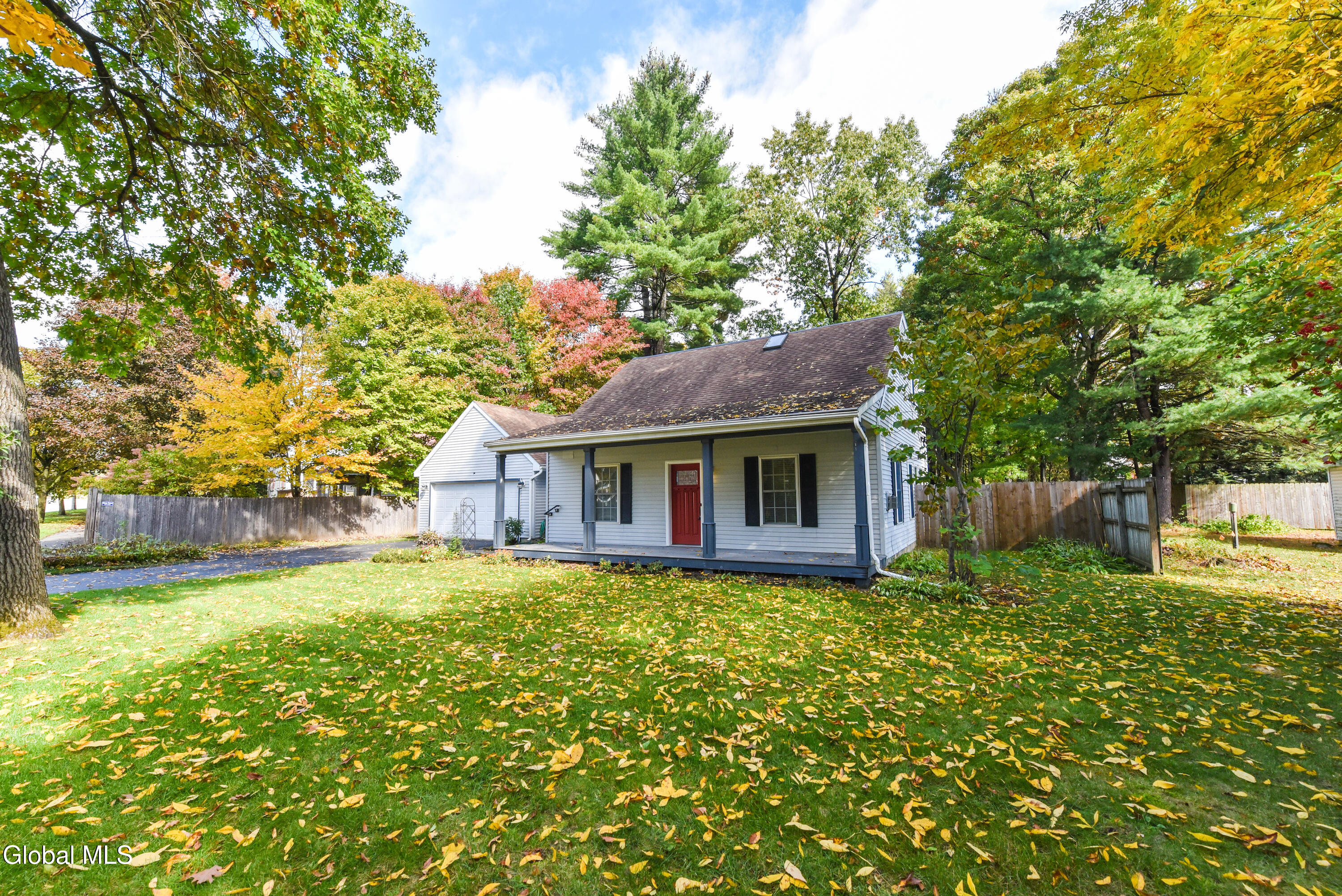 30 Buff Road Saratoga Springs NY 12866