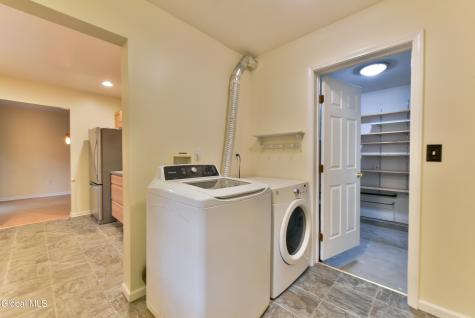 30 Buff Road Saratoga Springs NY 12866