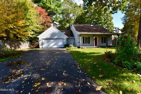 30 Buff Road Saratoga Springs NY 12866