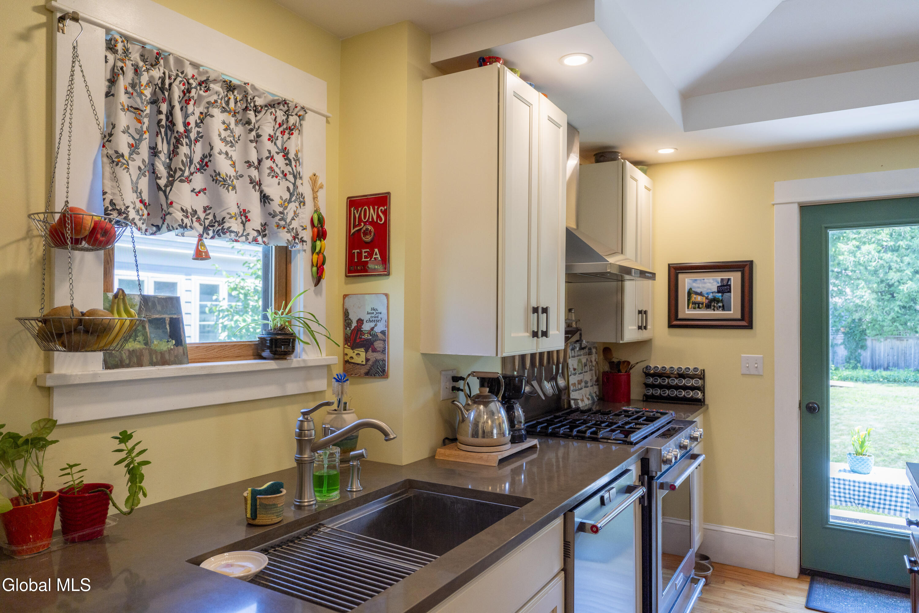 144 East Avenue Saratoga Springs NY 12866