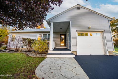 9 Veeder Drive Albany NY 12205