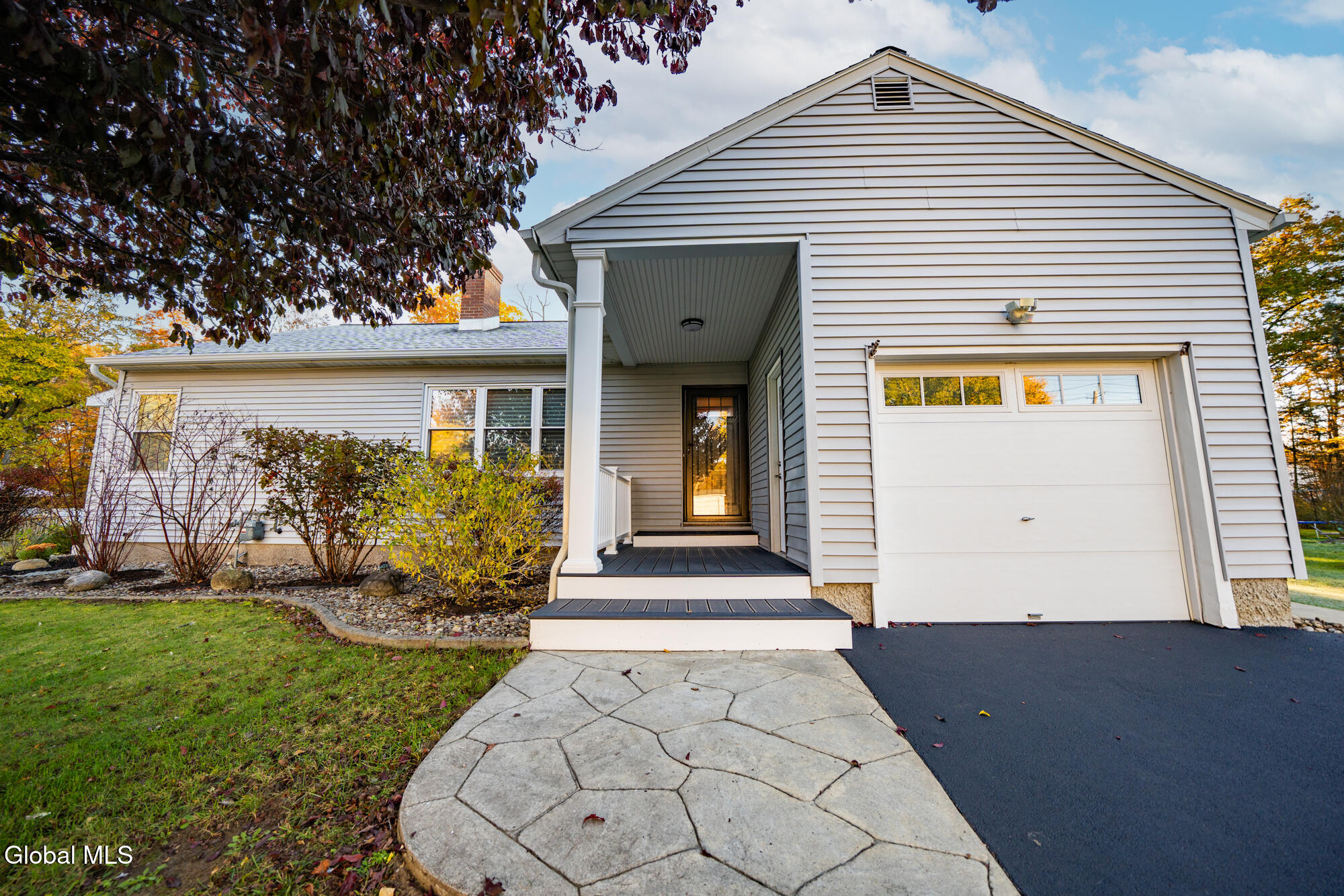 9 Veeder Drive Albany NY 12205