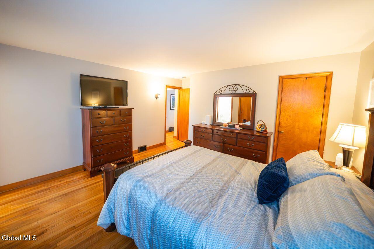 9 Veeder Drive Albany NY 12205