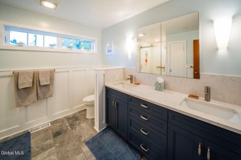 9 Veeder Drive Albany NY 12205