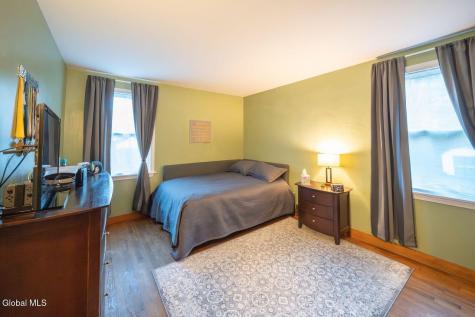 9 Veeder Drive Albany NY 12205