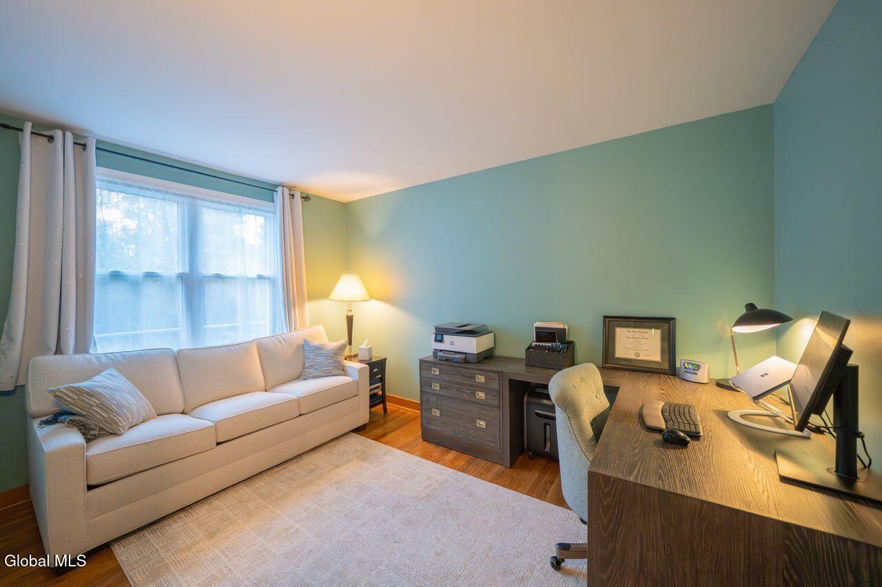 9 Veeder Drive Albany NY 12205