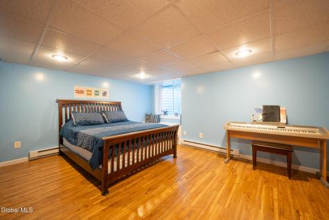 9 Veeder Drive Albany NY 12205