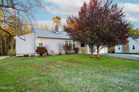 9 Veeder Drive Albany NY 12205