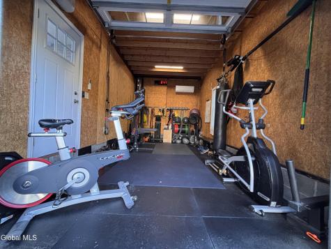 9 Veeder Drive Albany NY 12205