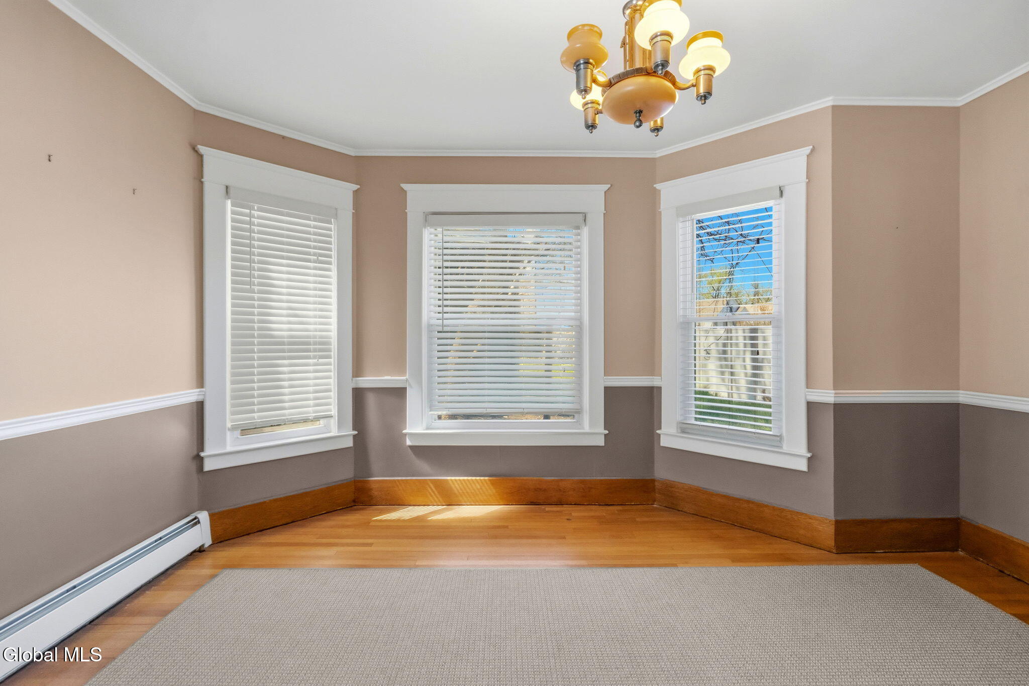 418 Plymouth Avenue Schenectady NY 12308