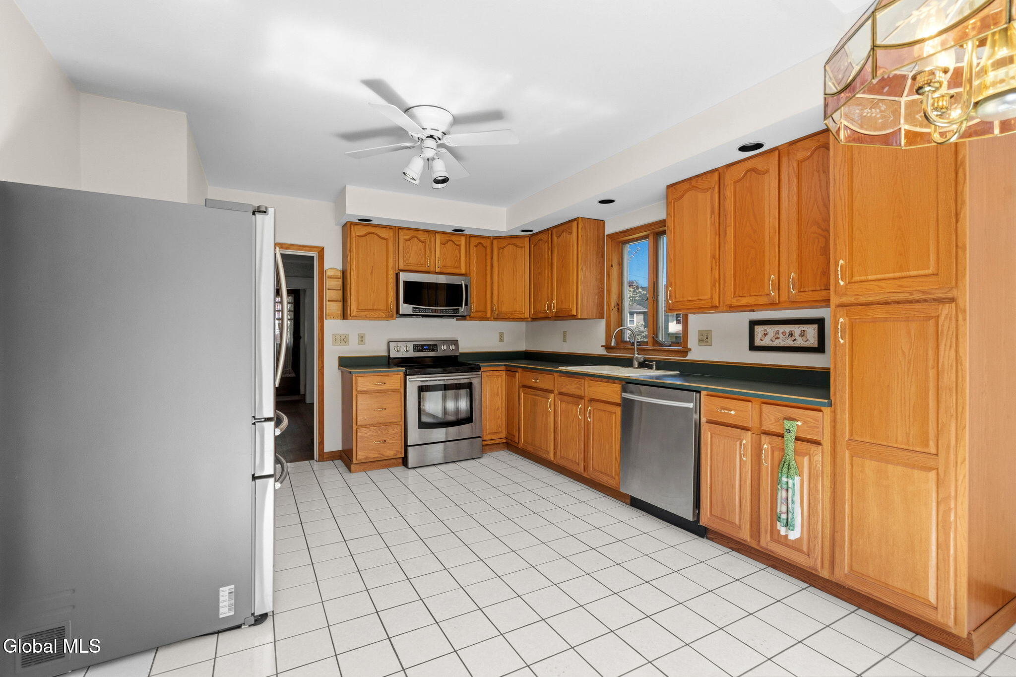 418 Plymouth Avenue Schenectady NY 12308