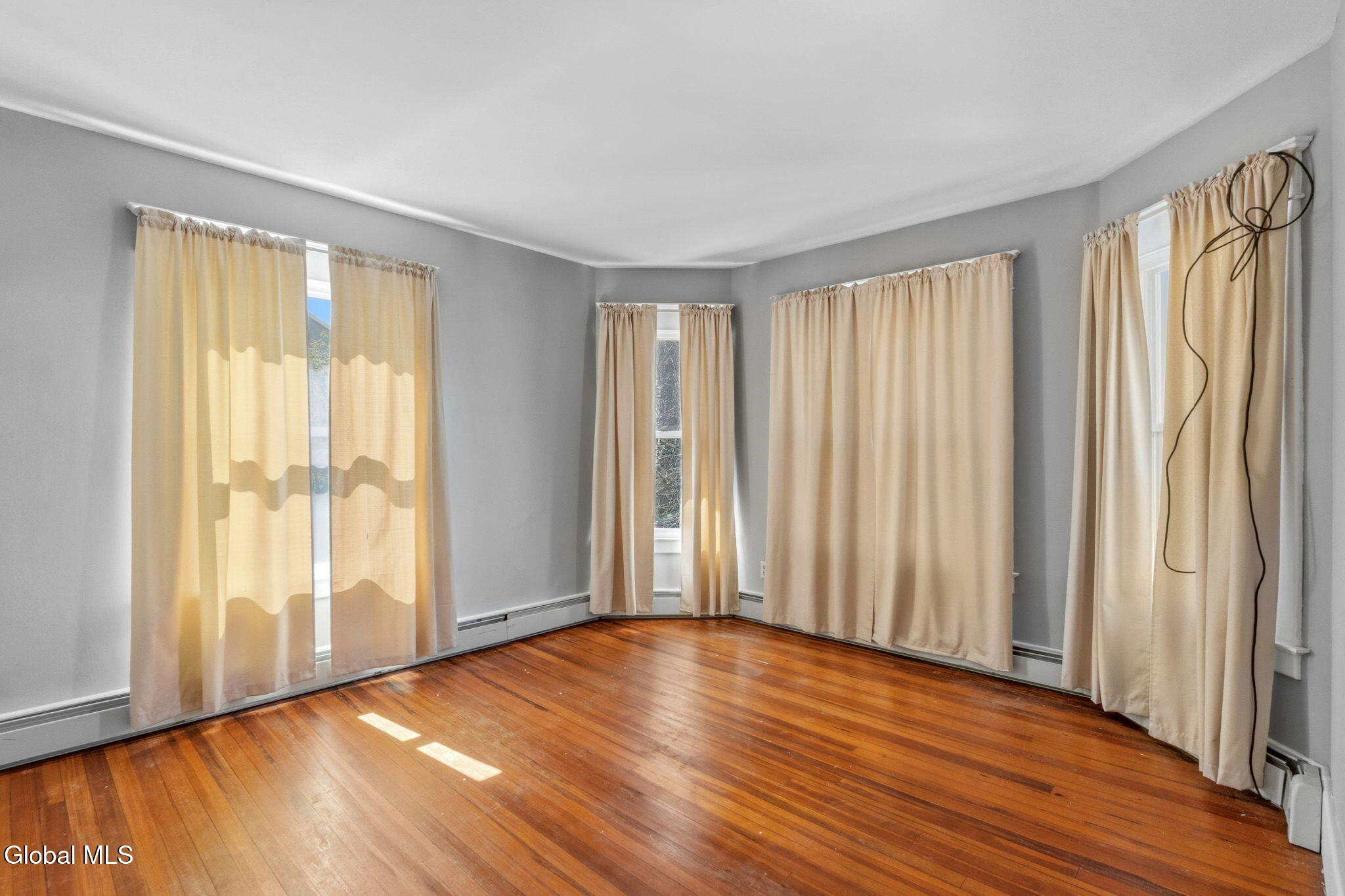 418 Plymouth Avenue Schenectady NY 12308