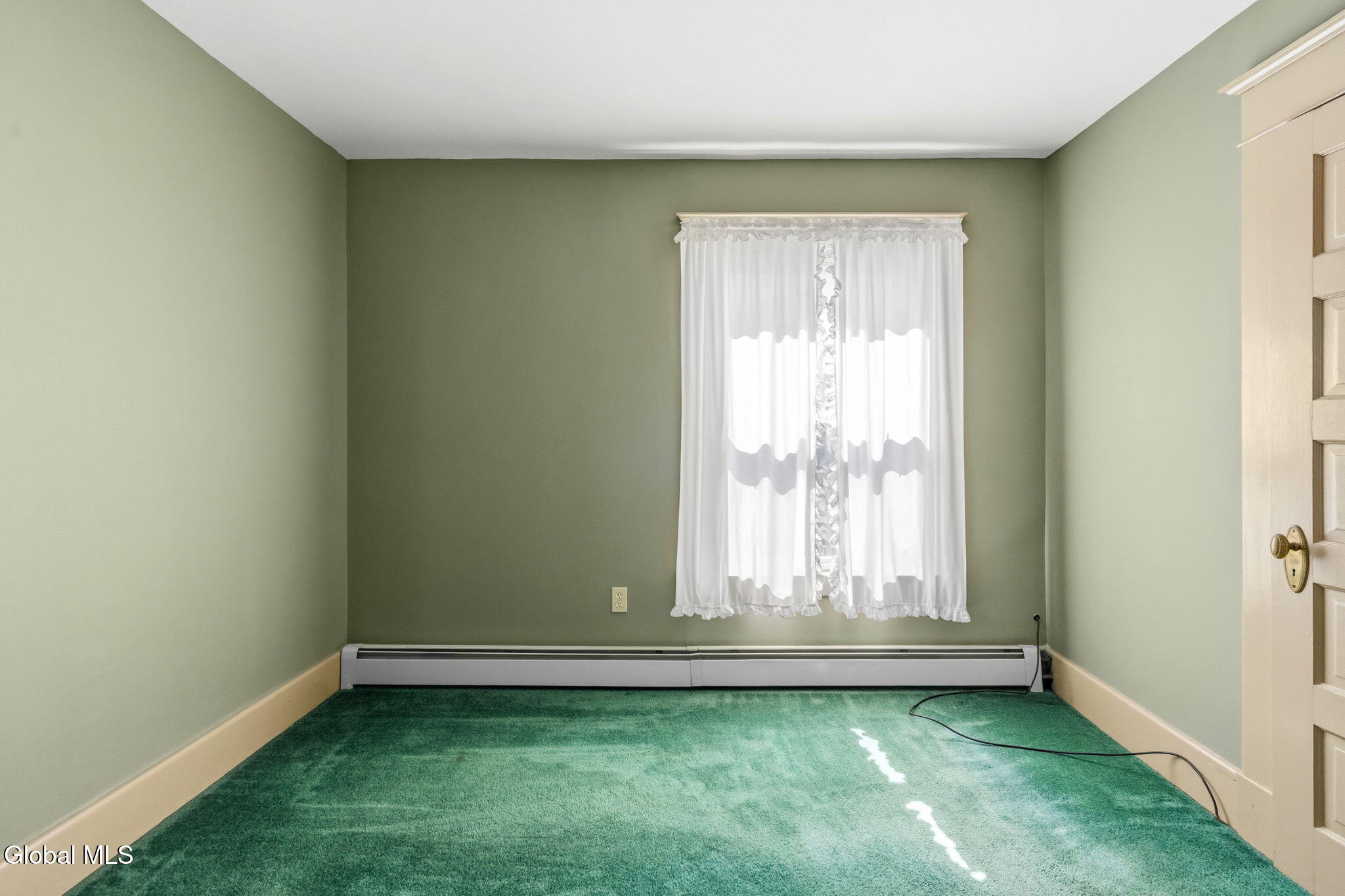 418 Plymouth Avenue Schenectady NY 12308