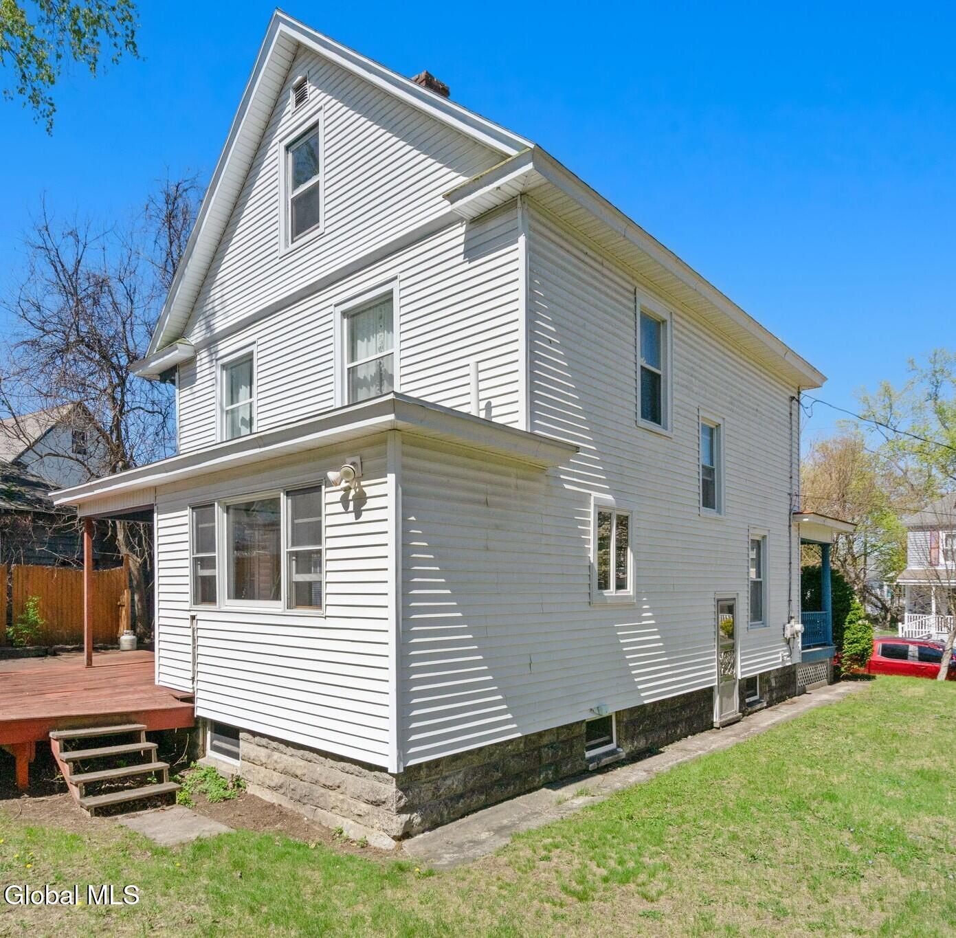 418 Plymouth Avenue Schenectady NY 12308