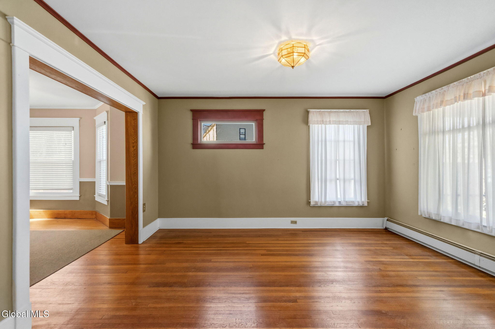 418 Plymouth Avenue Schenectady NY 12308