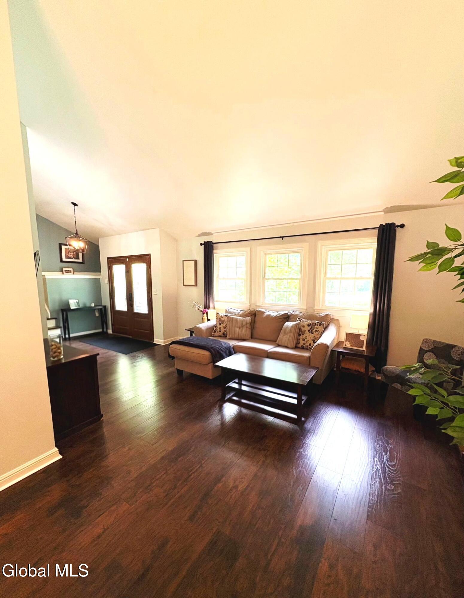 4 Woodlake Drive Gansevoort NY 12831
