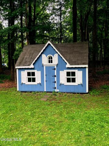 4 Woodlake Drive Gansevoort NY 12831