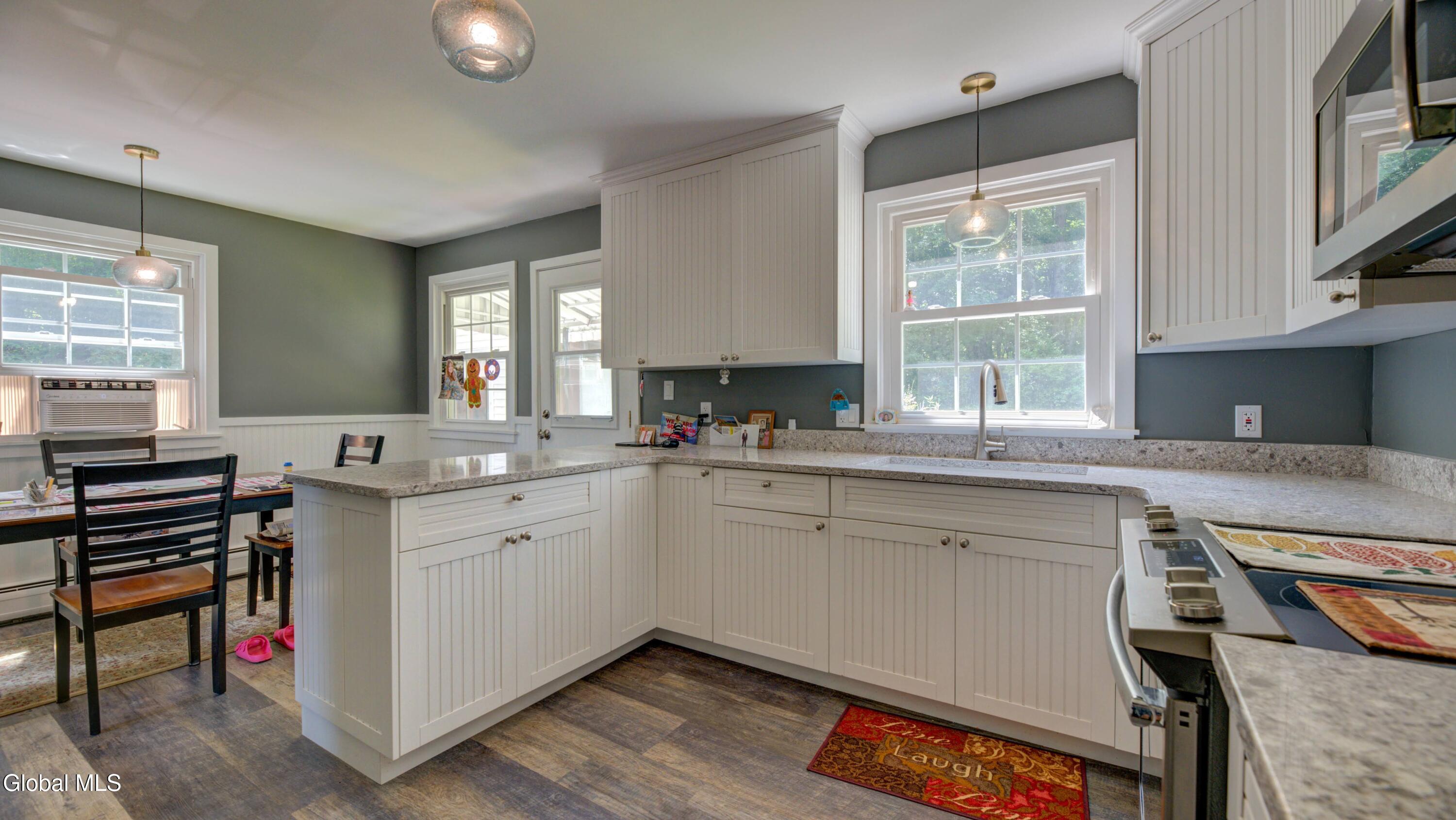 1821 W Glenville Road Amsterdam NY 12010