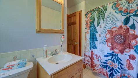 1821 W Glenville Road Amsterdam NY 12010