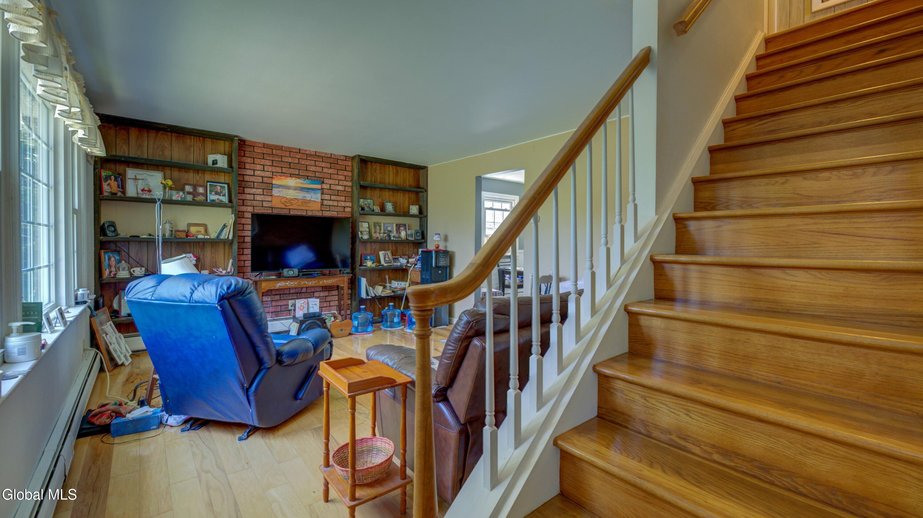 1821 W Glenville Road Amsterdam NY 12010