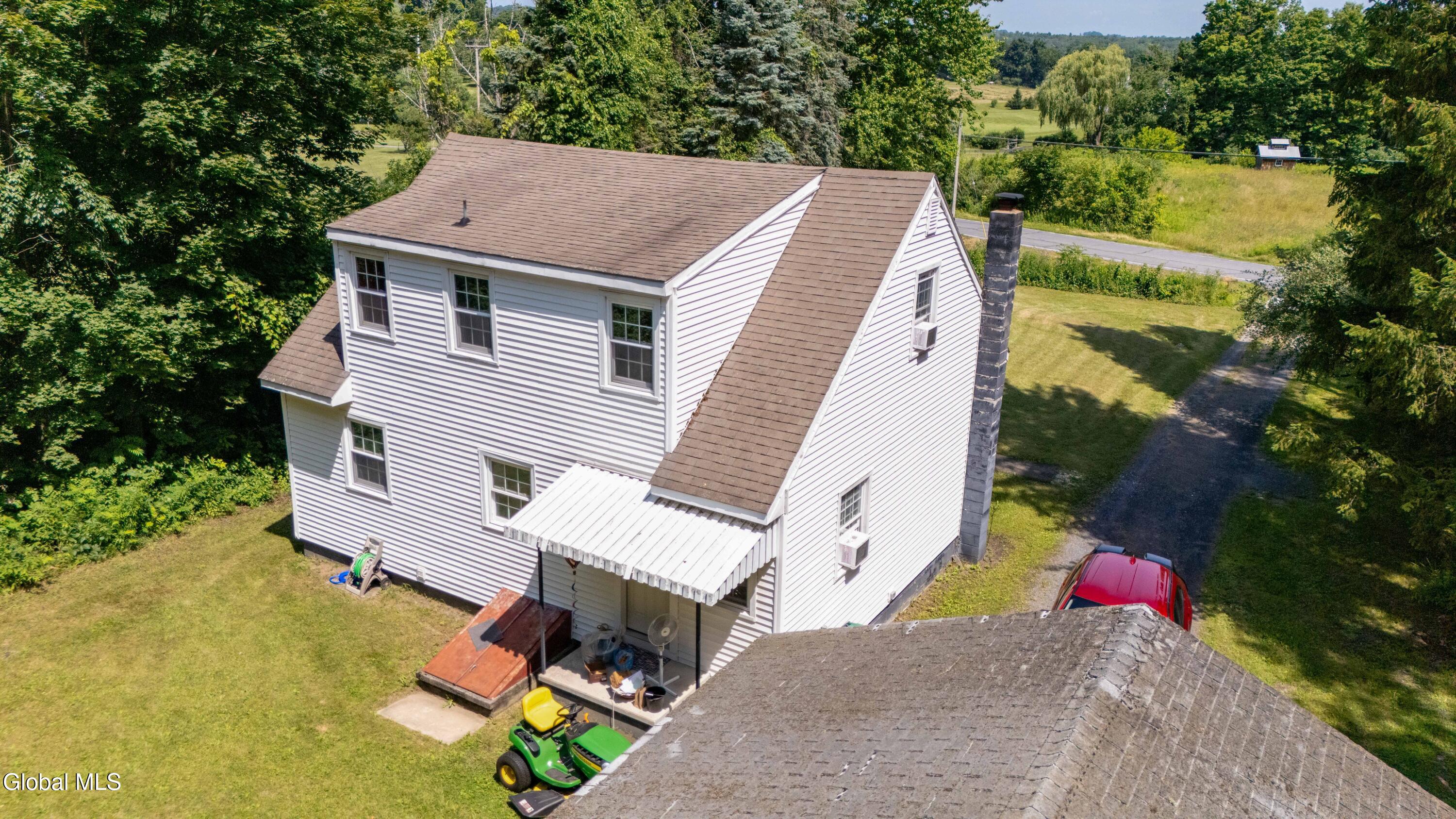 1821 W Glenville Road Amsterdam NY 12010