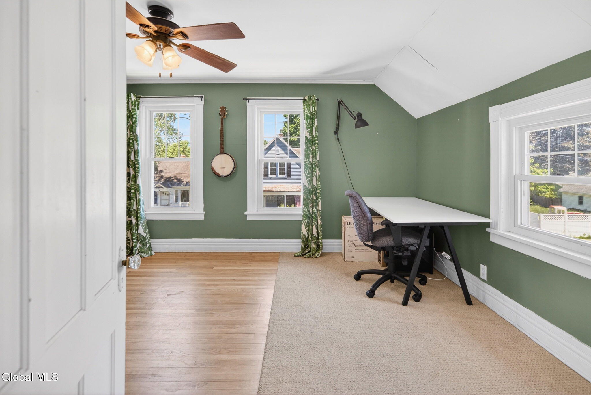 409 Riverside Avenue Scotia NY 12302