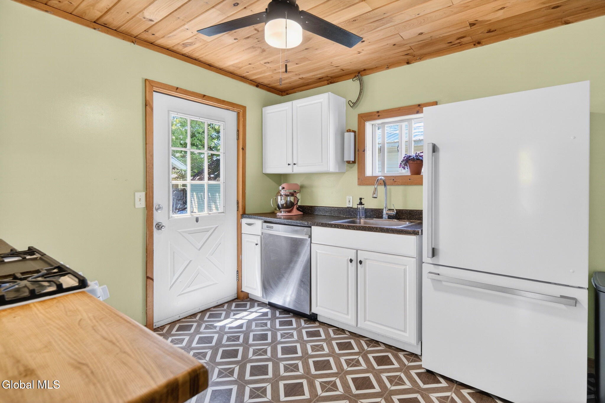 409 Riverside Avenue Scotia NY 12302