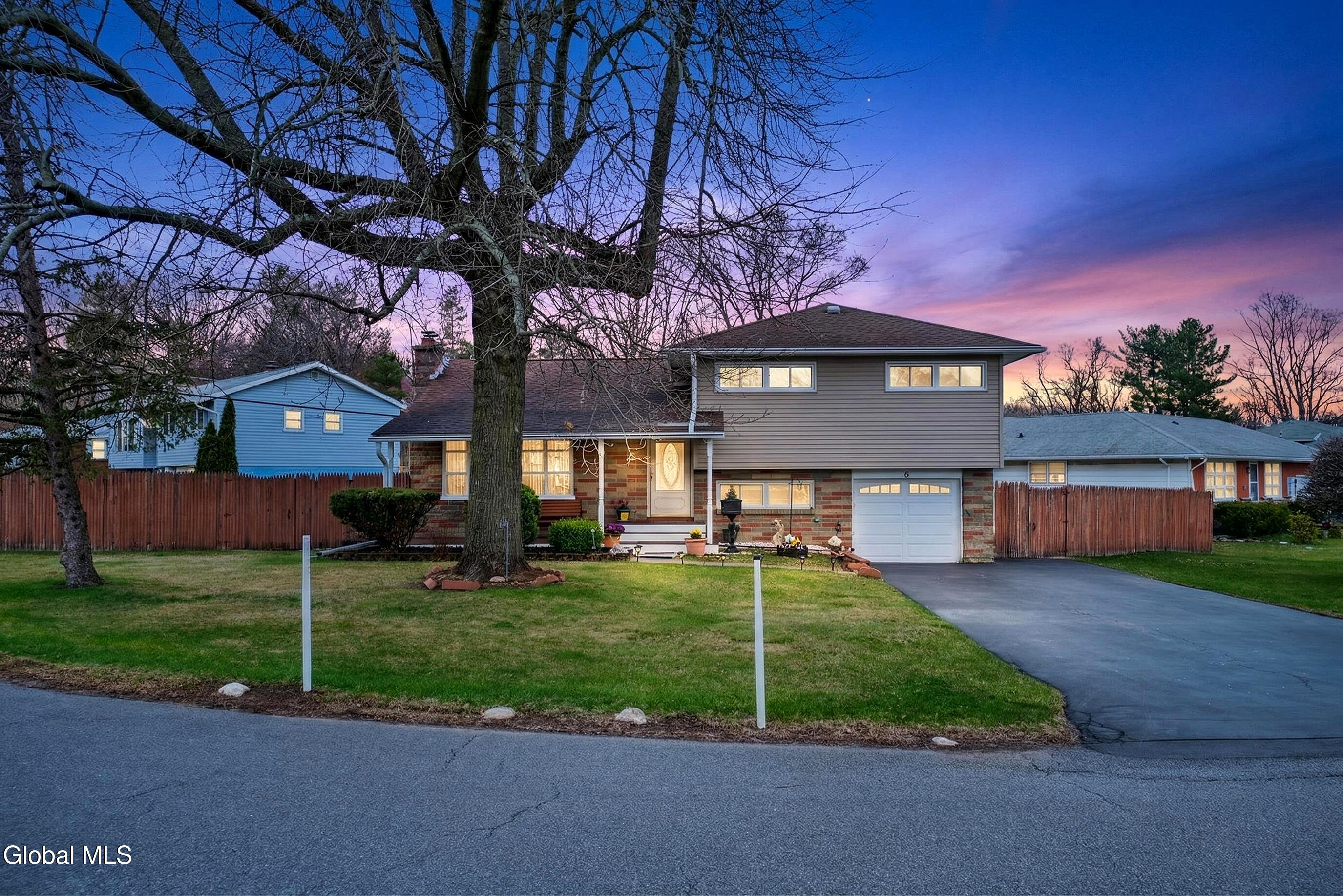 6 Nicholas Drive Albany NY 12205